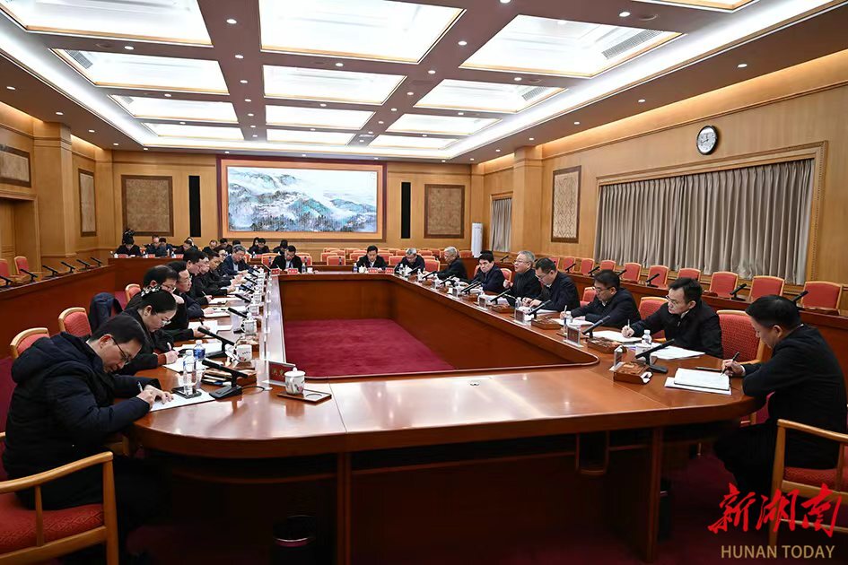 沈晓明与中央驻湘新闻单位负责座谈